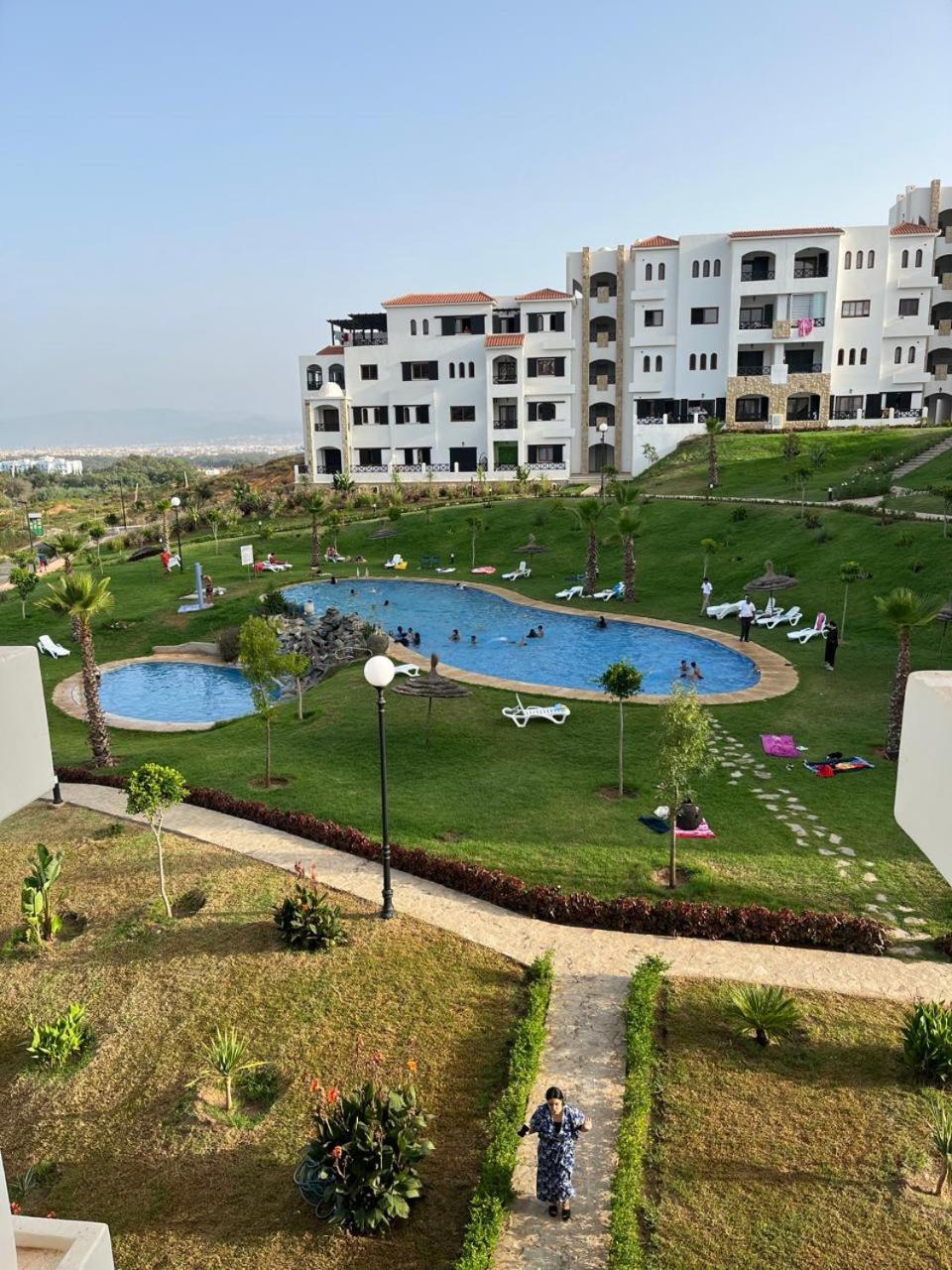 Lilac's Garden vue piscine M'Diq Exterior foto